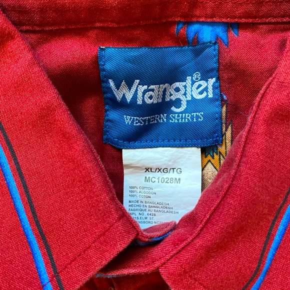 Vintage Men’s Wrangler Western Aztec Pearl Snap Shirt - Picture 3 of 3